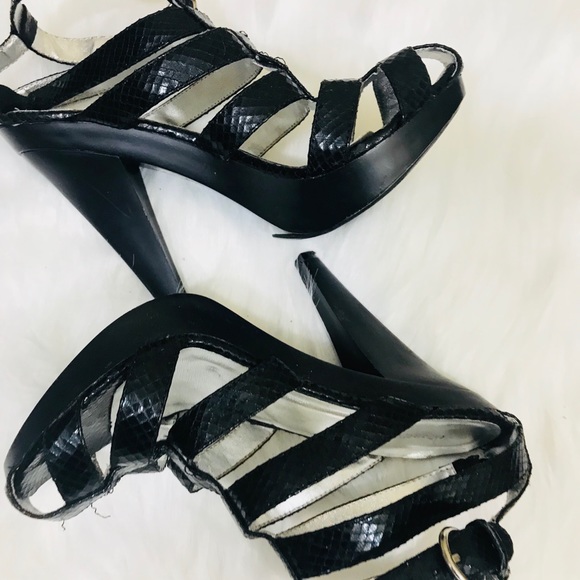 Forever twenty one black sassy peep toe bootie - Picture 6 of 8